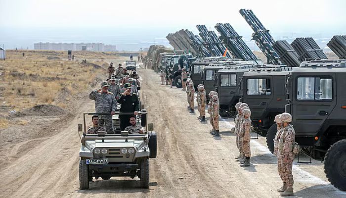 যুক্তরাষ্ট্রের বিরুদ্ধে যুদ্ধে দাবার বোর্ড সাজিয়েছে ইরান ও চীন