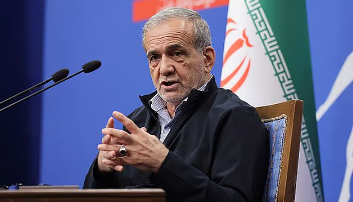 ব্যতিক্রমী ইরান, আরব দেশগুলোর কাছে দুঃখ প্রকাশে অনেকেই অবাক